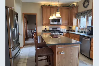 N775 W Curtis Square, Geneva, IL 60134 - Photo 11