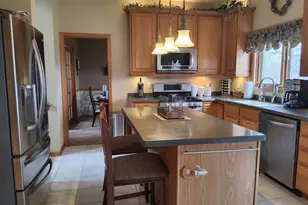 N775 W Curtis Square, Geneva, IL 60134 - Photo 11