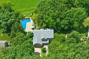8919 Tahoe Ln, Spring Grove, IL 60081 - Photo 7