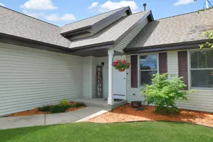 1633 Wildwind Ct, Rockton, IL 61072 - Photo 5