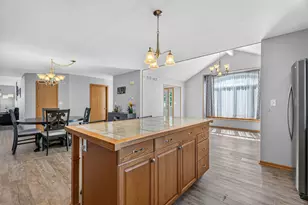 16322 Celtic Cir, Manhattan, IL 60442 - Photo 9