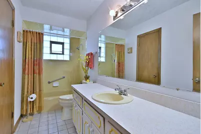 15705 Madison Avenue, Dolton, IL 60419 - Photo 17