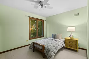 16 Old Barn Rd, Hawthorn Woods, IL 60047 - Photo 27
