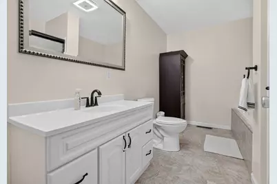 207 E Main Street, Cornell, IL 61319 - Photo 17