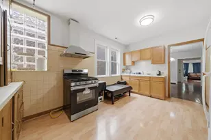 5723 N Talman Ave, Chicago, IL 60659 - Photo 13