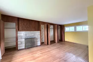 34 S River St, South Elgin, IL 60177 - Photo 15