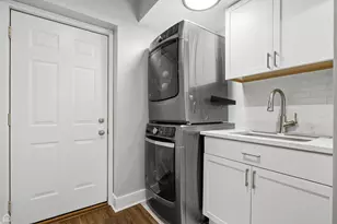 1369 W Hubbard St, Chicago, IL 60642 - Photo 11