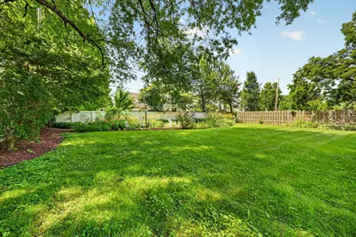 472 Douglas Road, Batavia, IL 60510 - Photo 37