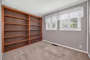 472 Douglas Rd, Batavia, IL 60510 - Photo 17