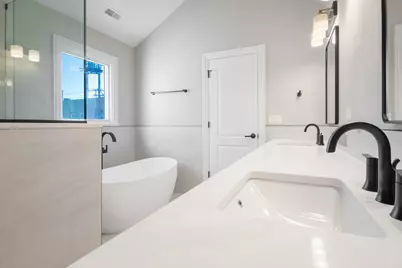 5054 N Claremont Avenue, Chicago, IL 60625 - Photo 29