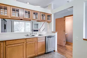 2535 Carrolwood Rd, Naperville, IL 60540 - Photo 7