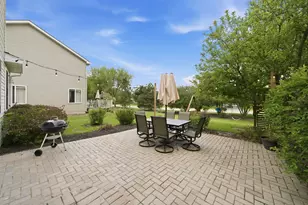 2432 Waterleaf Ln, Woodstock, IL 60098 - Photo 43