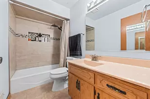 16036 Pine Dr, Tinley Park, IL 60477 - Photo 17