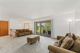 16036 Pine Dr, Tinley Park, IL 60477 - Photo 3