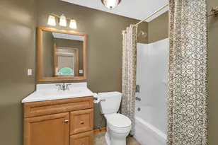 300 Turnbridge Dr, Shorewood, IL 60404 - Photo 25