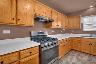 300 Turnbridge Dr, Shorewood, IL 60404 - Photo 13