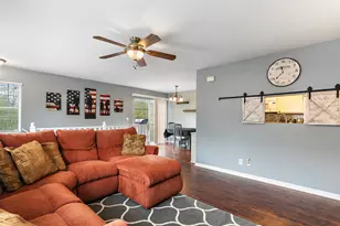603 Silver Creek Rd, Woodstock, IL 60098 - Photo 7