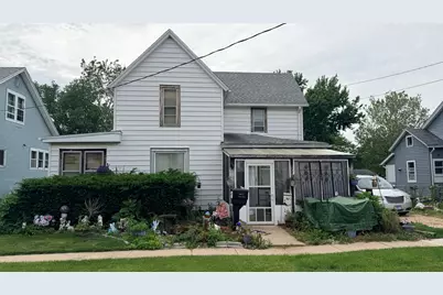 4 S Mulberry Avenue, Mount Morris, IL 61054 - Photo 1