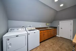 760 E Bauer Rd, Naperville, IL 60563 - Photo 27