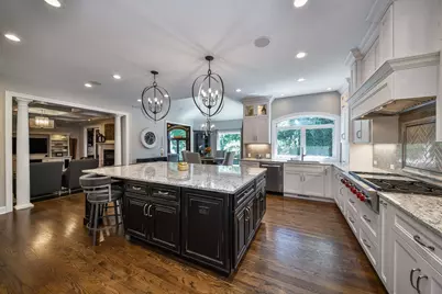 760 E Bauer Road, Naperville, IL 60563 - Photo 15