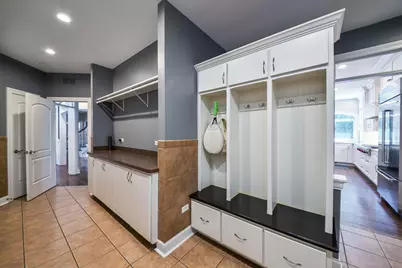760 E Bauer Road, Naperville, IL 60563 - Photo 17