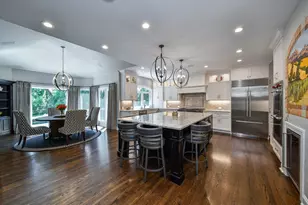 760 E Bauer Rd, Naperville, IL 60563 - Photo 13
