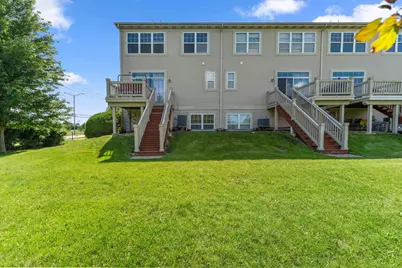 337 N Commerce Street, Aurora, IL 60504 - Photo 23
