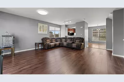 337 N Commerce Street, Aurora, IL 60504 - Photo 7