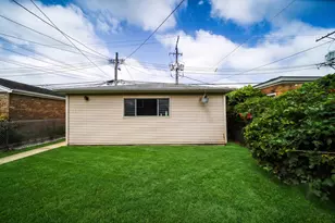 3230 N Neva Ave, Chicago, IL 60634 - Photo 5