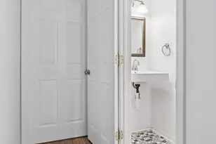 840 Violet Cir, Naperville, IL 60540 - Photo 7