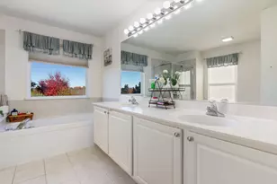 9 Lake Plumleigh Ct, Algonquin, IL 60102 - Photo 21