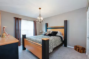 385 Post Oak Cir, West Chicago, IL 60185 - Photo 15