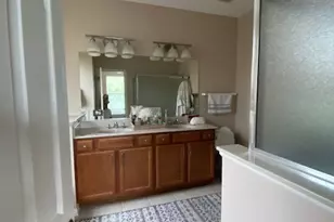 1390 Scarboro Rd, Schaumburg, IL 60193 - Photo 9