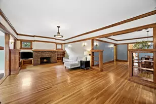 210 Gage Rd, Riverside, IL 60546 - Photo 7