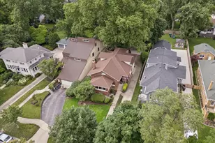 210 Gage Rd, Riverside, IL 60546 - Photo 37