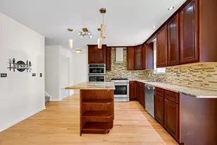 1853 Lake Shore Ct, Romeoville, IL 60446 - Photo 11