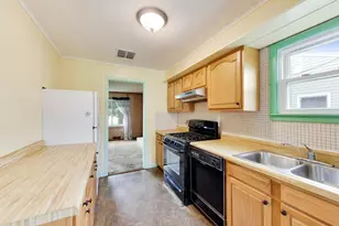 301 N Schubert St, Palatine, IL 60067 - Photo 7