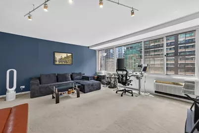 211 E Ohio Street #2313, Chicago, IL 60611 - Photo 11