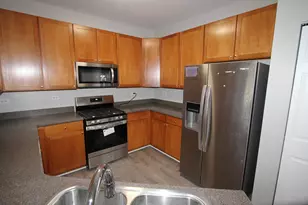 353 Springbrook Trail S, Oswego, IL 60543 - Photo 5