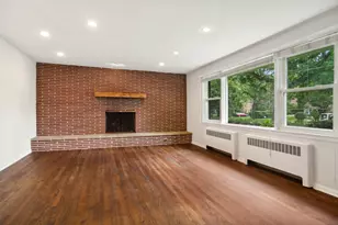 639 Melody Ln, Highland Park, IL 60035 - Photo 3