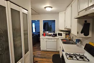 1835 McKool Ave, Streamwood, IL 60107 - Photo 5