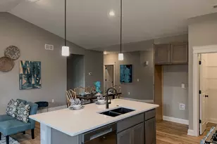 162 S Llanos St, Cortland, IL 60112 - Photo 13