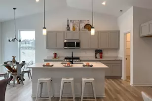 166 S Llanos St, Cortland, IL 60112 - Photo 13