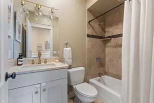 3302 N Racine Ave, Chicago, IL 60657 - Photo 17