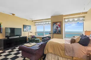 512 N McClurg Ct, Chicago, IL 60611 - Photo 3