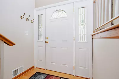 1920 Crescent Lane, Hoffman Estates, IL 60169 - Photo 3