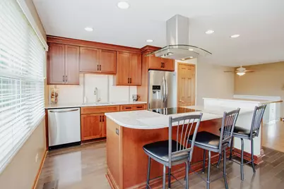 1920 Crescent Lane, Hoffman Estates, IL 60169 - Photo 11