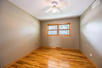 106 W Cedar Street, Arlington Heights, IL 60005 - Photo 13