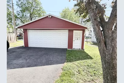 309 Leafland Avenue, Centralia, IL 62801 - Photo 13