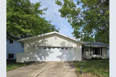 2016 Juniper Lane, Bloomington, IL 61701 - Photo 1